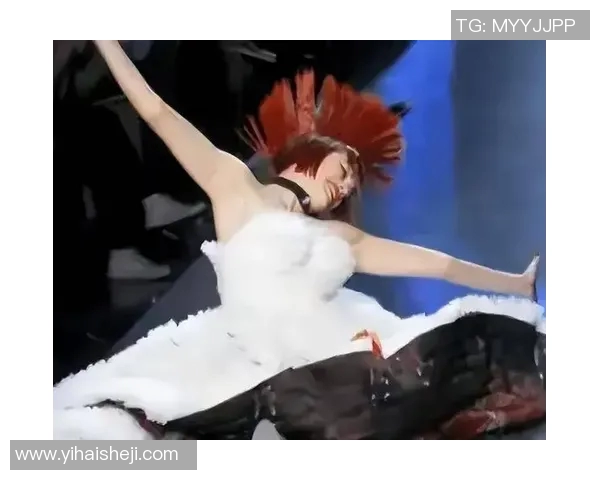 镜头捕捉：太阳赛场小动作引发热议